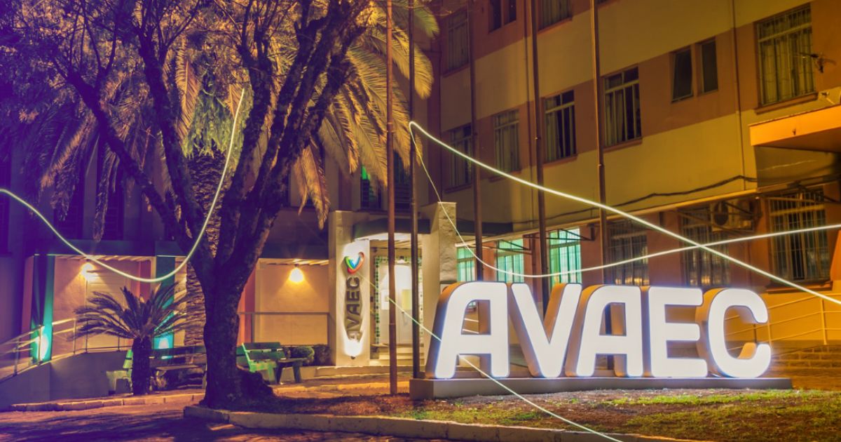 Avaec - Escola de Ensino Medio