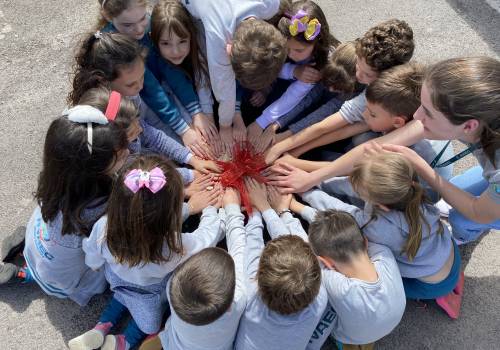 Entrega do primeiro caderno para as turmas de Alfa 1