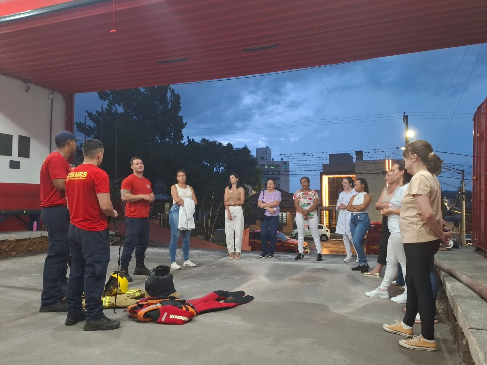 Visita ao Quartel do Corpo de Bombeiros