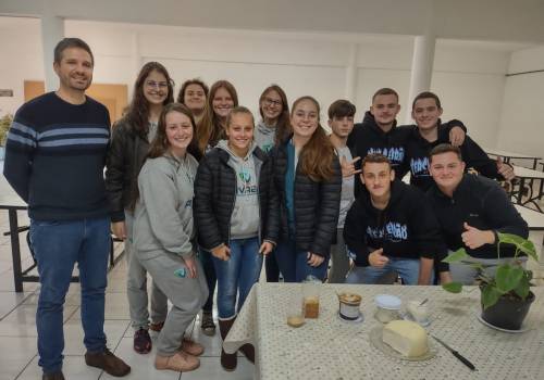 PRODUÇÃO DE QUEIJO ARTESANAL E RICOTA