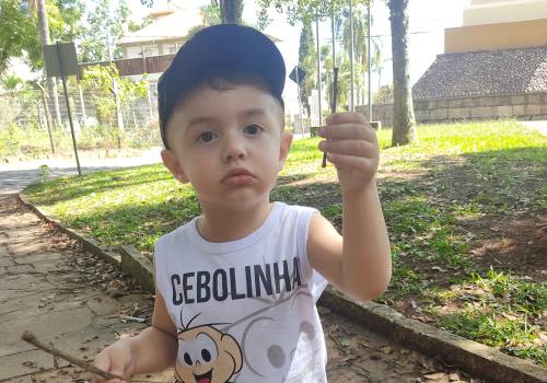 Explorar os arredores da nossa Escola é muito divertido!